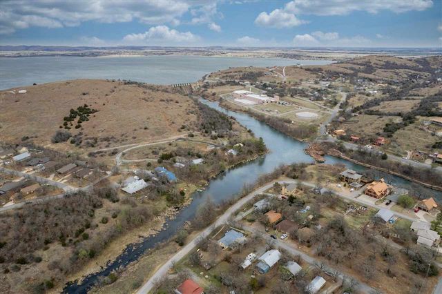 154 Granite Ridge Dr, Medicine Park, OK 73557