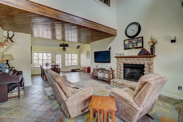 154 Granite Ridge Dr, Medicine Park, OK 73557