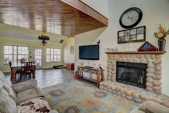 154 Granite Ridge Dr, Medicine Park, OK 73557