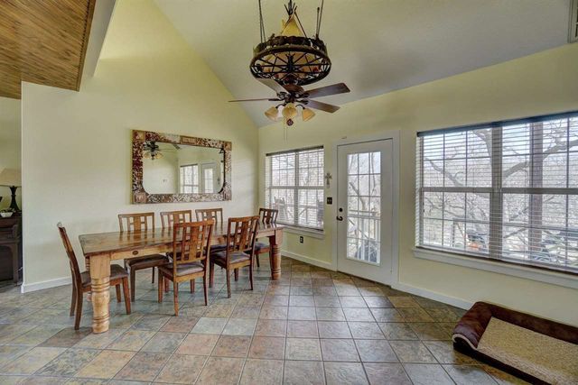 154 Granite Ridge Dr, Medicine Park, OK 73557