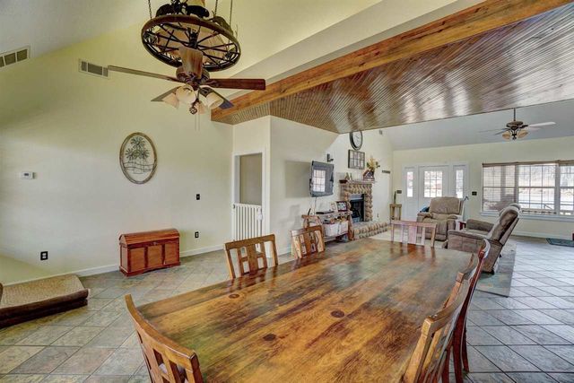 154 Granite Ridge Dr, Medicine Park, OK 73557