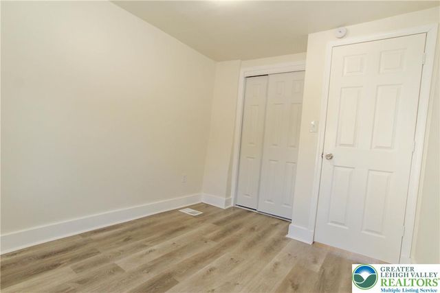 330 Walnut Street, Catasauqua Boro, PA 18032