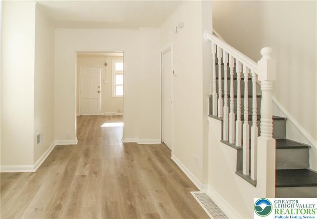 330 Walnut Street, Catasauqua Boro, PA 18032