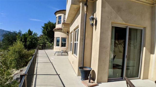 4430 Rosebank Drive, La Canada Flintridge, CA 91011