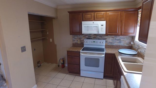 830 Beach Road, Owenton, KY 40359