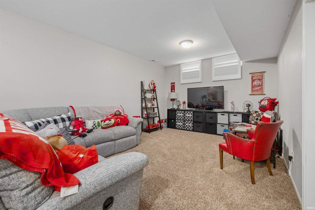 9496 Dension Lane, New Haven, IN 46774