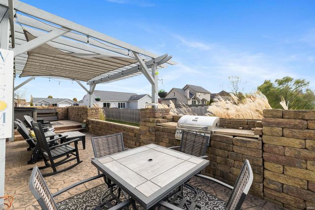 9496 Dension Lane, New Haven, IN 46774