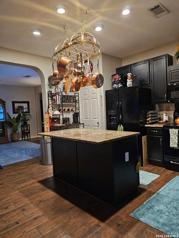 3609 Diamond Falls, Schertz, TX 78154