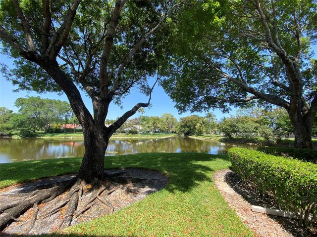 11453 NW 39th Court 312-2, Coral Springs, FL 33065