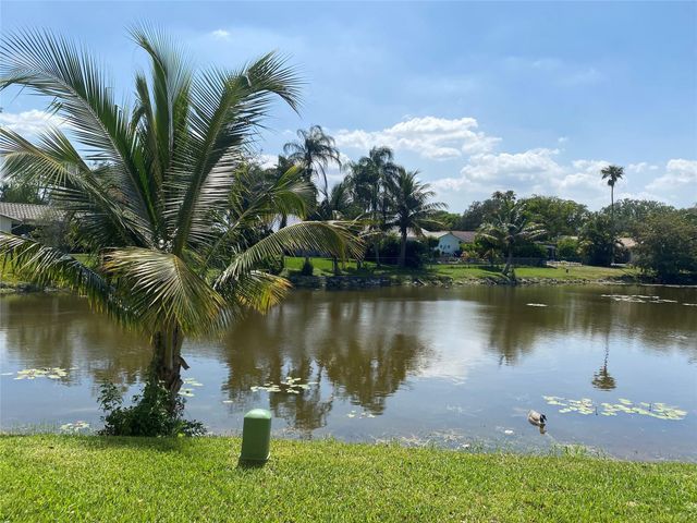 11453 NW 39th Court 312-2, Coral Springs, FL 33065