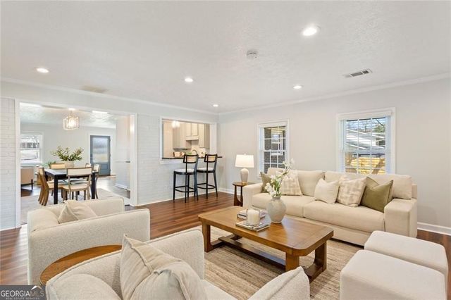 3961 S Hurt Road SW, Smyrna, GA 30082