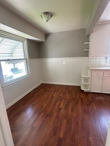 1858 Leblanc Street, Lincoln Park City, MI 48146