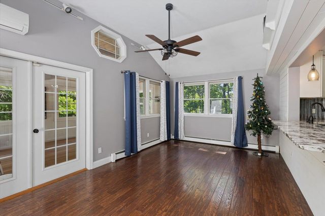 407 Middle Winchendon Road, Rindge, NH 03461