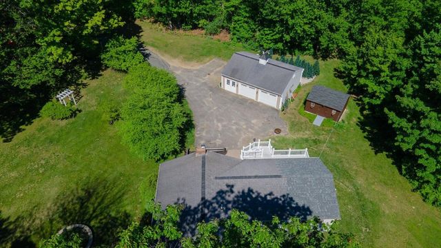 407 Middle Winchendon Road, Rindge, NH 03461