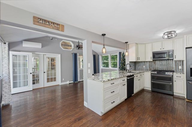 407 Middle Winchendon Road, Rindge, NH 03461