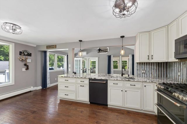 407 Middle Winchendon Road, Rindge, NH 03461
