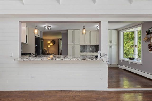 407 Middle Winchendon Road, Rindge, NH 03461