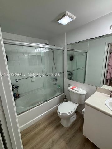 5077 NW 7th St 1508, Miami, FL 33126