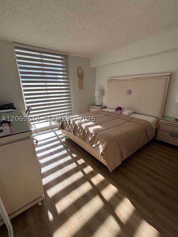 5077 NW 7th St 1508, Miami, FL 33126