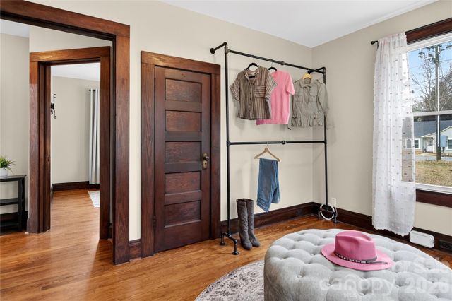 438 Willow Avenue, Mooresville, NC 28115