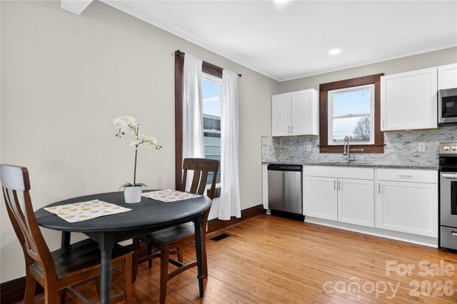 438 Willow Avenue, Mooresville, NC 28115