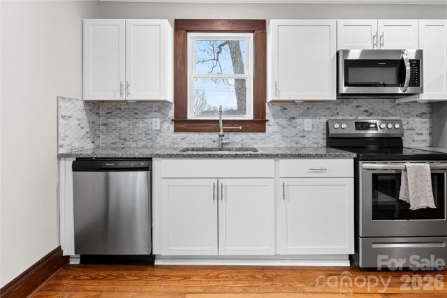 438 Willow Avenue, Mooresville, NC 28115