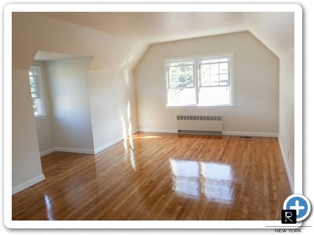 48-22 Oceania Street, New York City, NY 11364