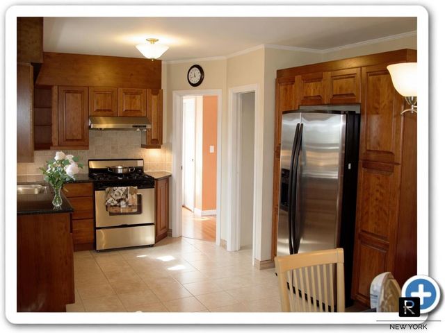 48-22 Oceania Street, New York City, NY 11364