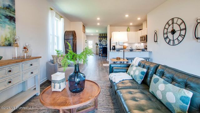 23 Sealy Drive, Byhalia, MS 38611