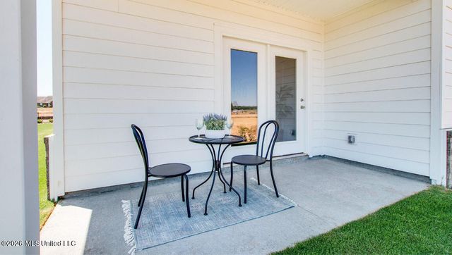 23 Sealy Drive, Byhalia, MS 38611