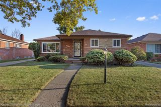 15421 Park Street, Oak Park, MI 48237