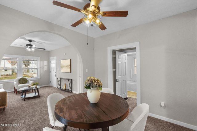 2659 Oak Grove Place, Toledo, OH 43613