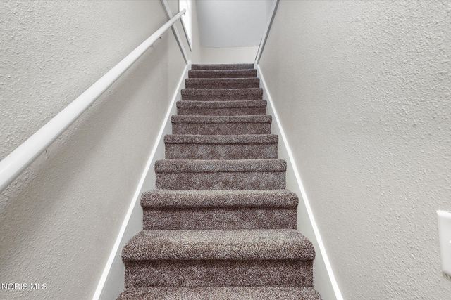 2659 Oak Grove Place, Toledo, OH 43613