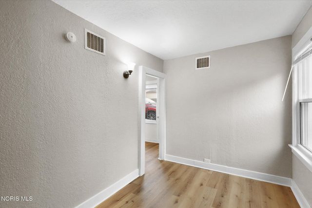 2659 Oak Grove Place, Toledo, OH 43613