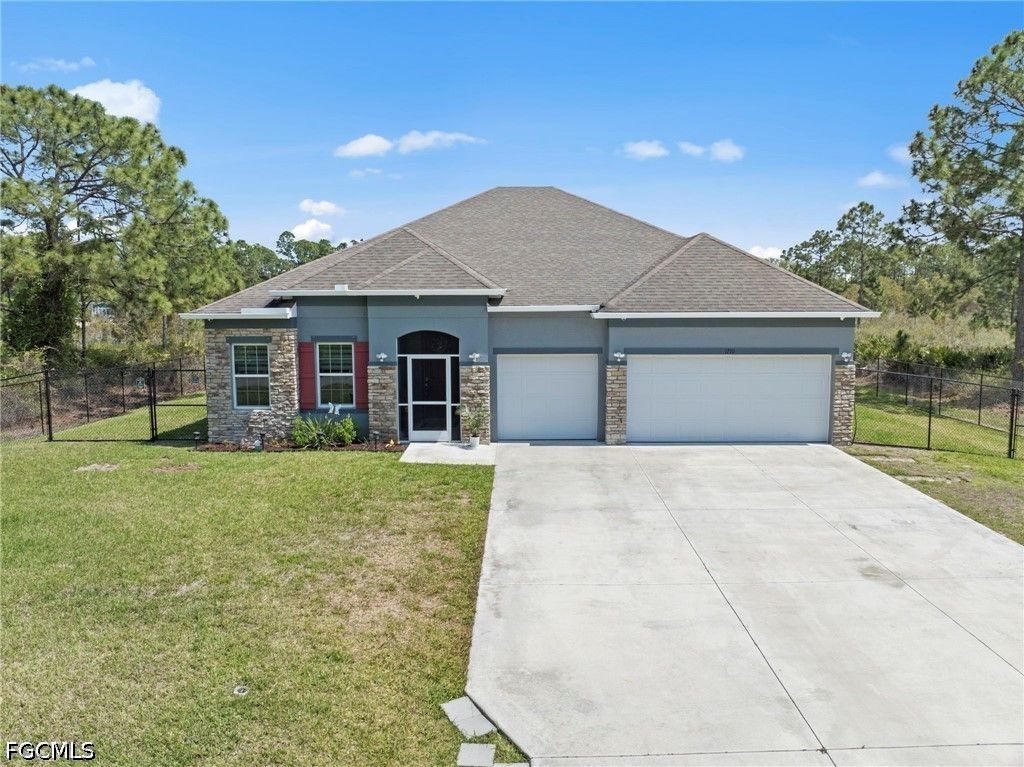 1710 Willard AVE, Lehigh Acres, FL 33972