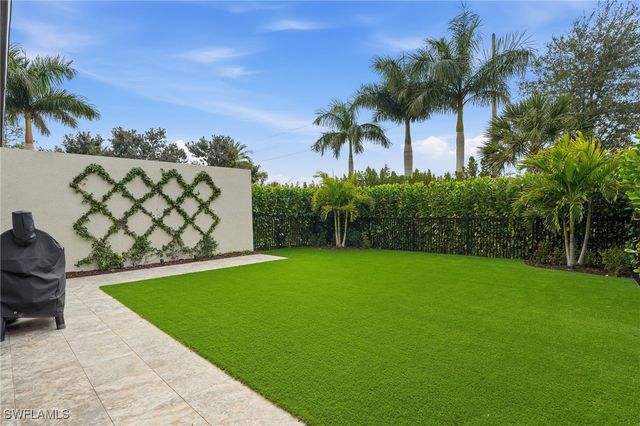 14708 Kingfisher LOOP, Naples, FL 34120