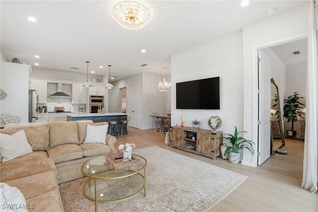 14708 Kingfisher LOOP, Naples, FL 34120