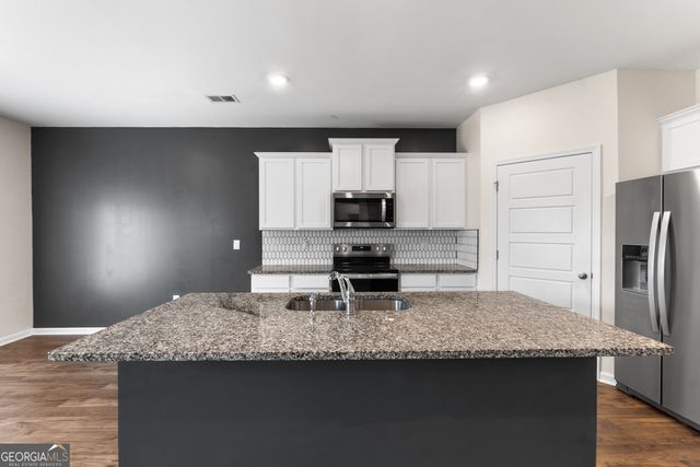 138 Farmers Way, Perry, GA 31069