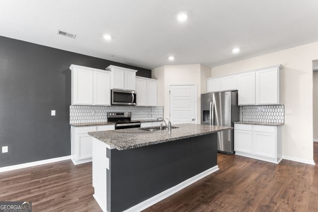 138 Farmers Way, Perry, GA 31069