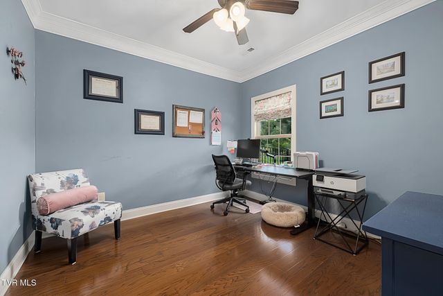 2050 Sawyers Pond Drive, Johnson City, TN 37604