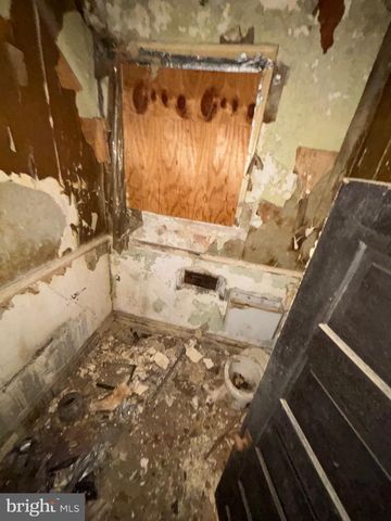 1420 POPLAR GROVE ST, Baltimore, MD 21216