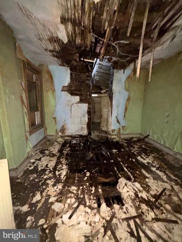 1420 POPLAR GROVE ST, Baltimore, MD 21216