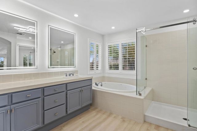 1611 Hikers Trail Dr, Chula Vista, CA 91915