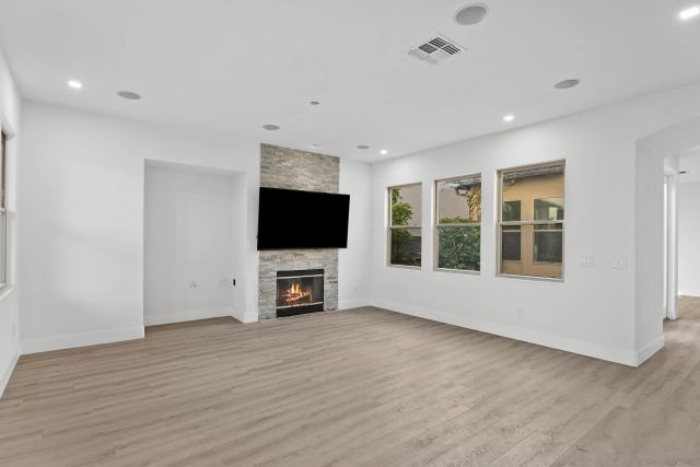 1611 Hikers Trail Dr, Chula Vista, CA 91915