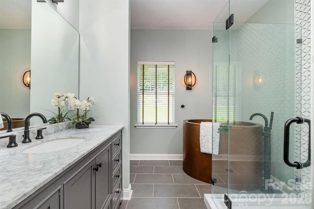 2845 Lakefront Drive, Belmont, NC 28012