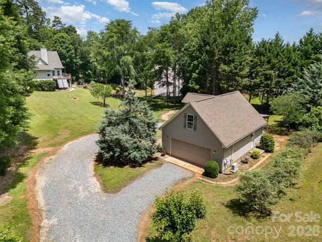 2845 Lakefront Drive, Belmont, NC 28012