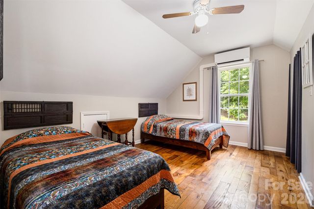 2845 Lakefront Drive, Belmont, NC 28012