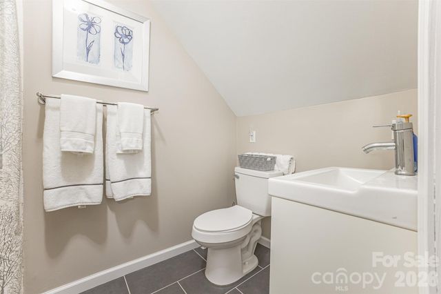 2845 Lakefront Drive, Belmont, NC 28012