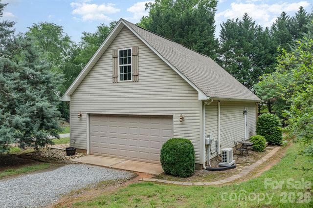 2845 Lakefront Drive, Belmont, NC 28012