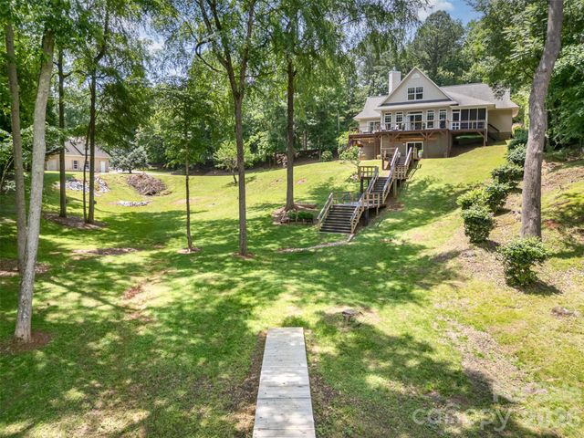 2845 Lakefront Drive, Belmont, NC 28012